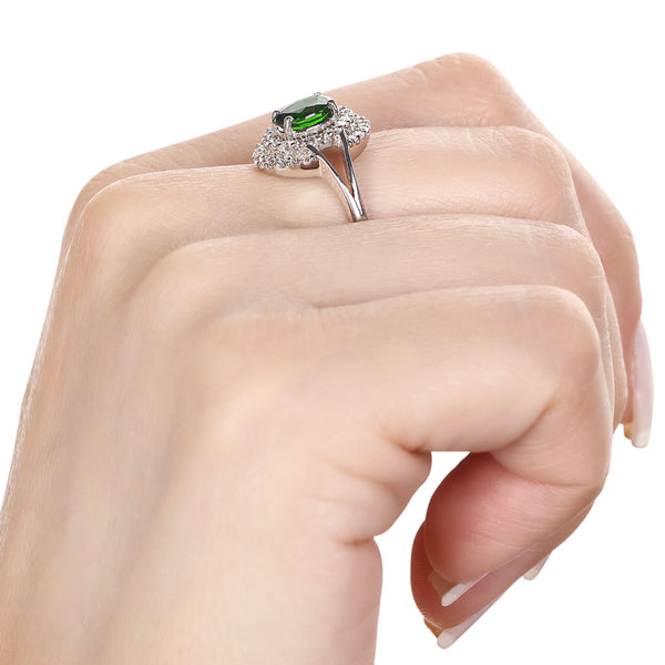 Anel em Prata 925 Com Cromo Diopside e Topázios Brancos