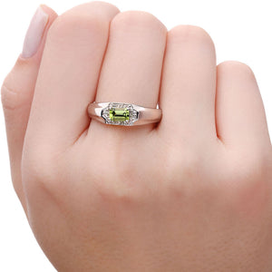 Anel em Prata 925 com Peridoto e Topazios Brancos