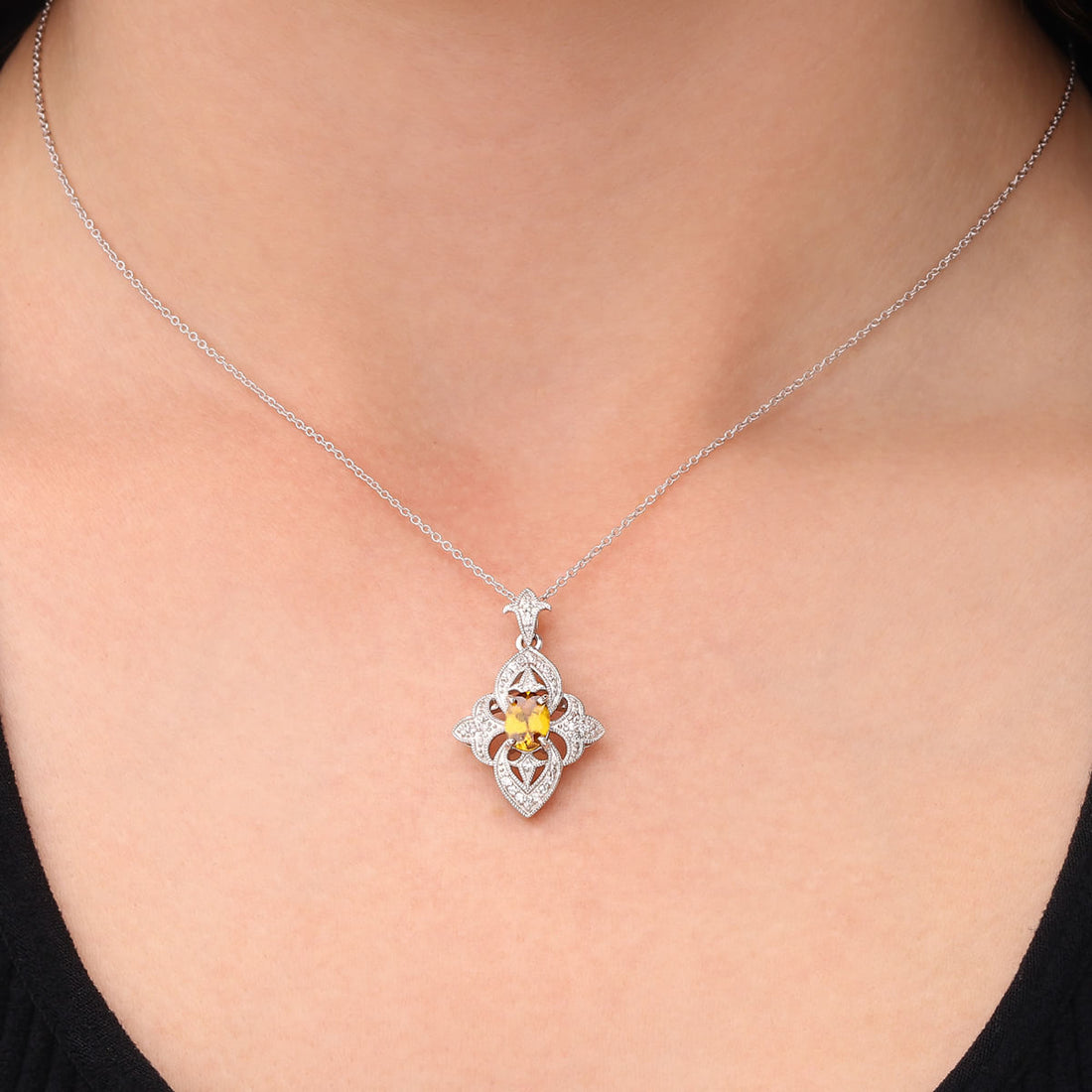 Pingente em Prata 925 com Sfene,Zircônias e Diamantes