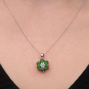 Pingente em Prata 925 com Chromediopside e Topazios Brancos