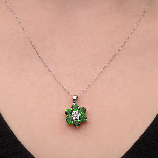 Pingente em Prata 925 com Chromediopside e Topazios Brancos