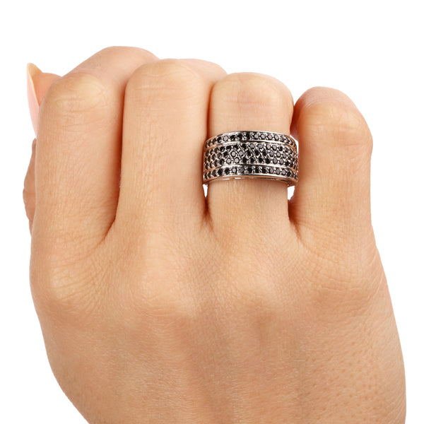 Anel Com Black Spinel Prata
