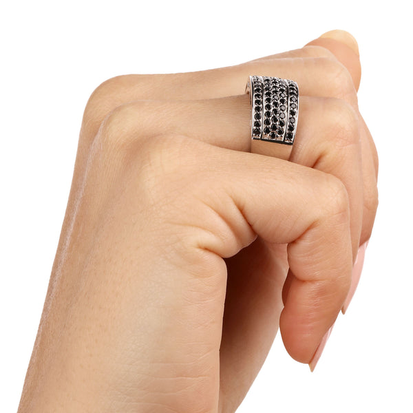 Anel Com Black Spinel Prata