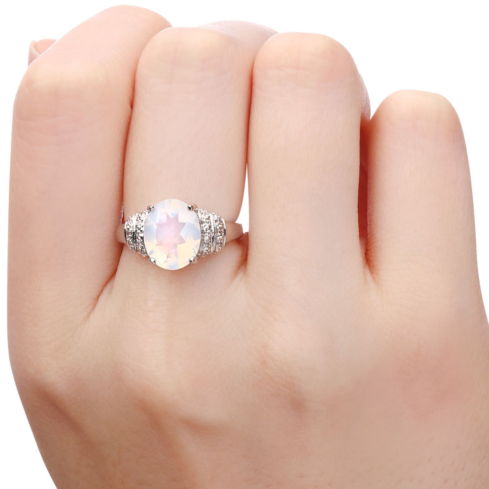 Anel em Prata 925 com Quartzo Blue Moon e Zircônias