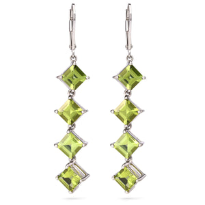 Par de Brincos em Prata 925 com Peridotos