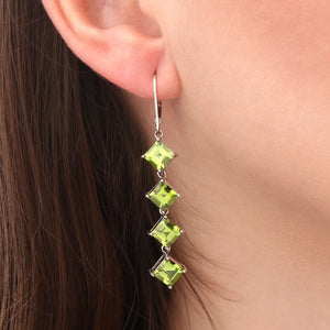 Par de Brincos em Prata 925 com Peridotos