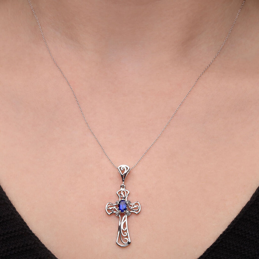 Pingente em Prata 925 Cruz com Kianite e Diamante