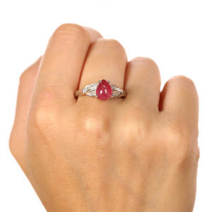 Anel em Prata 925 com Rubi Gota e Diamantes