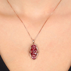 Conjunto de Prata Floral com Banho de Ouro Rosê e Rubis