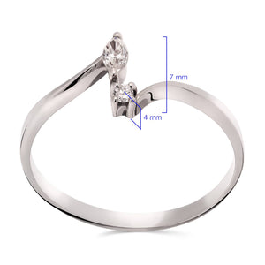 Anel Aro Desencontrado com 2 Diamantes em Ouro Branco 18k