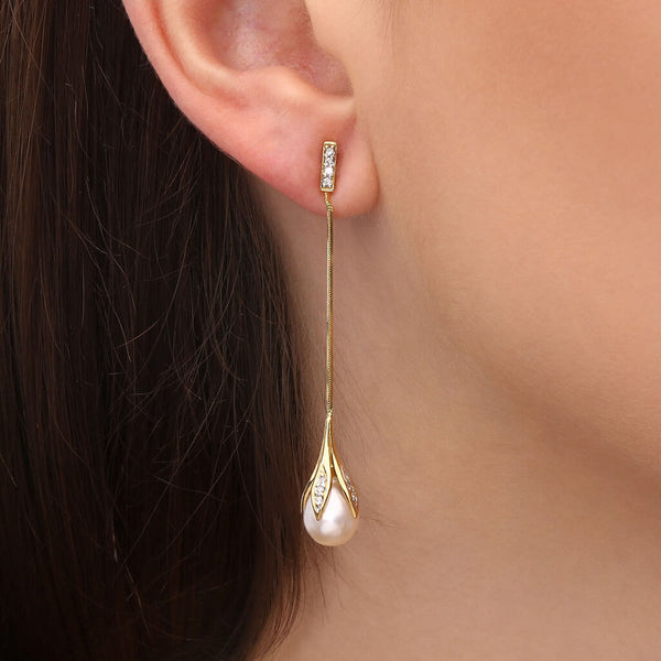Pingente e Par de Brincos em Ouro Amarelo 18k com Perolas e Diamantes