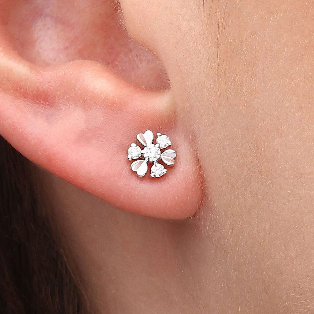 Par de Brinco  em Ouro Florzinha com Diamantes