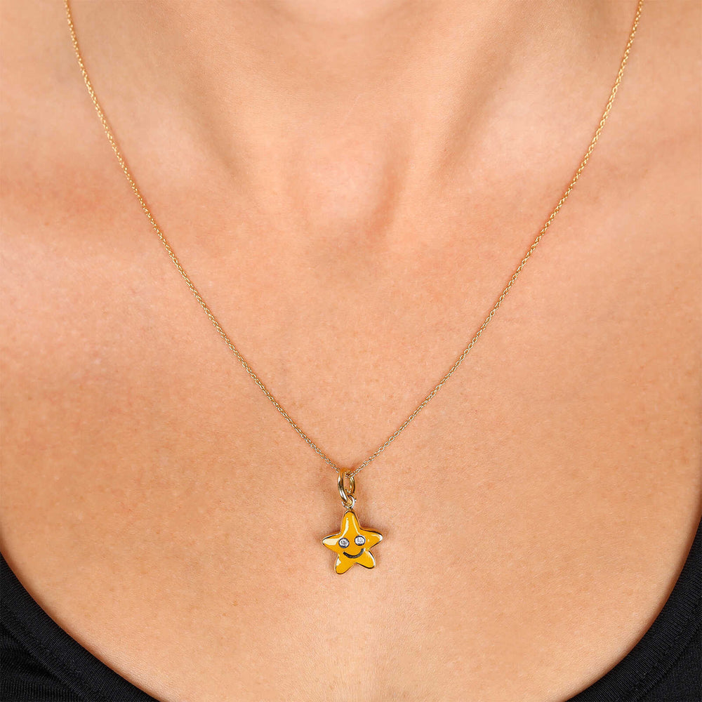 Pingente Estrela em Ouro Amarelo 18k com Mina e Diamantes