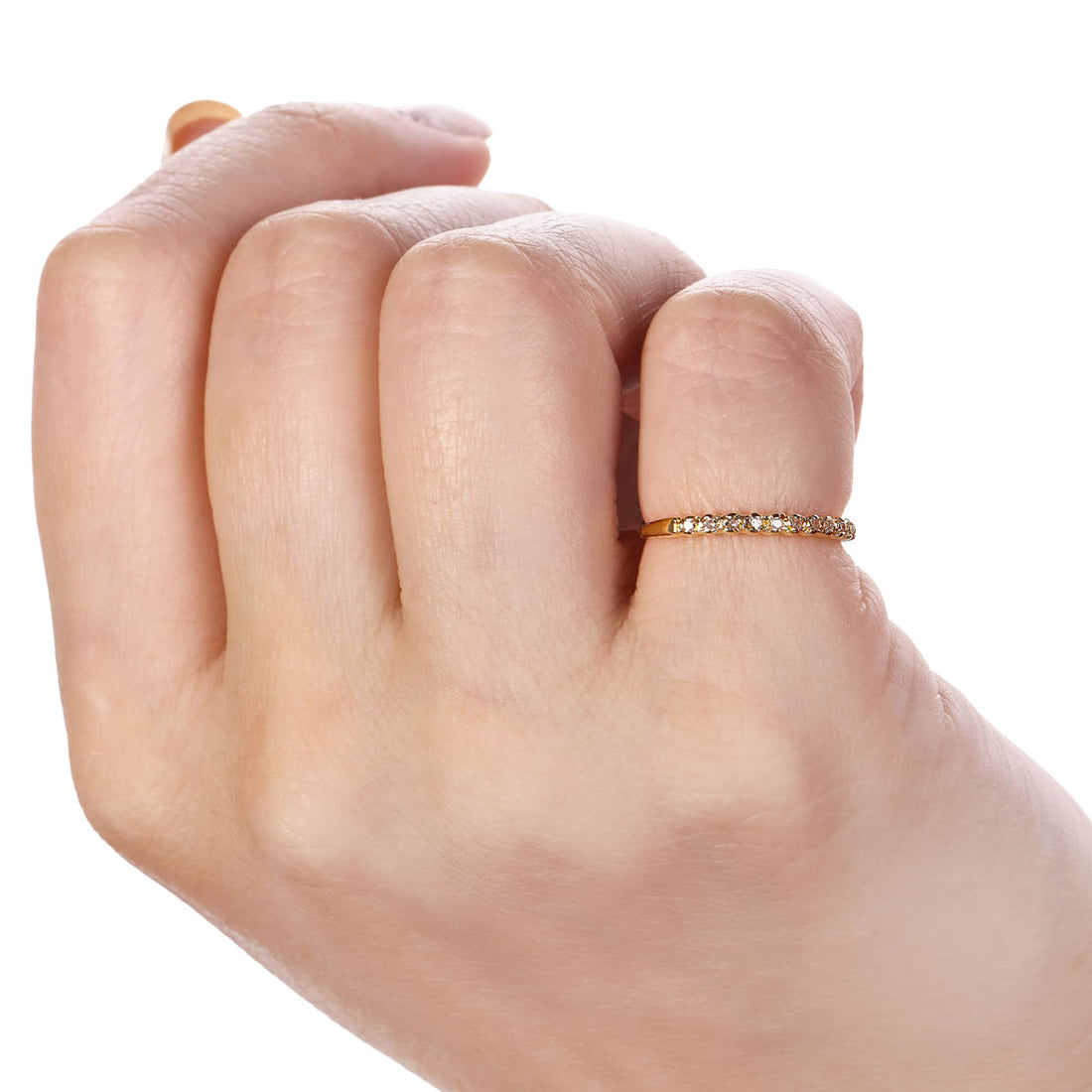 Meia Aliança de Ouro com 12 Diamantes aprox. 6 pts 18k