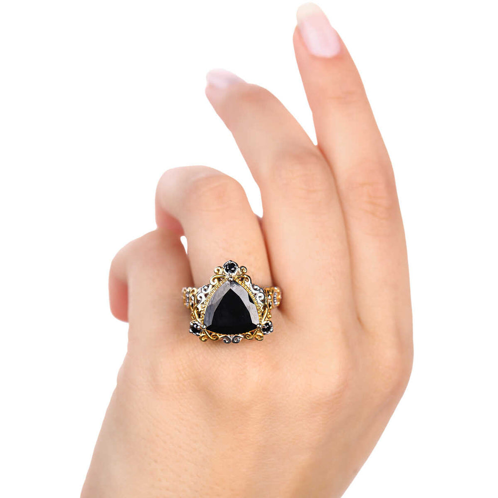 Anel em Prata 925 com Black Spinel