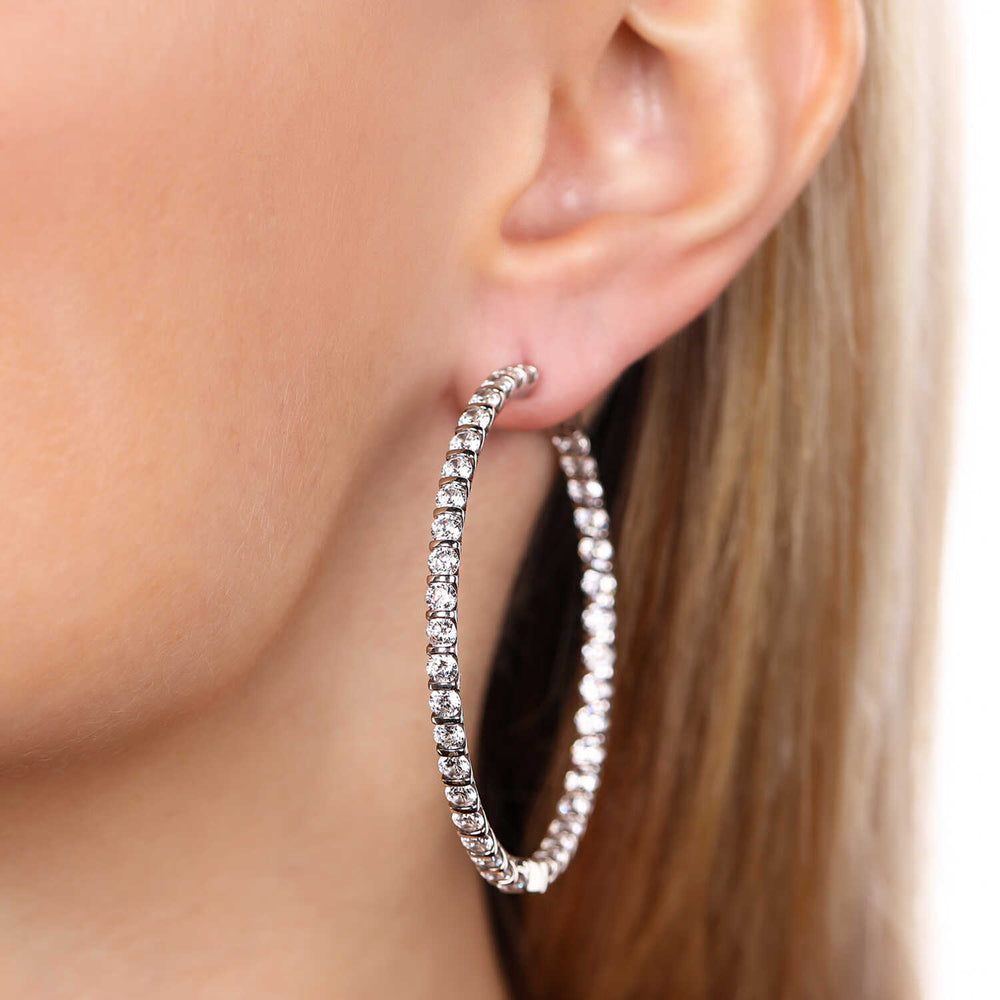 Argola em Prata 925 com Zircônias
