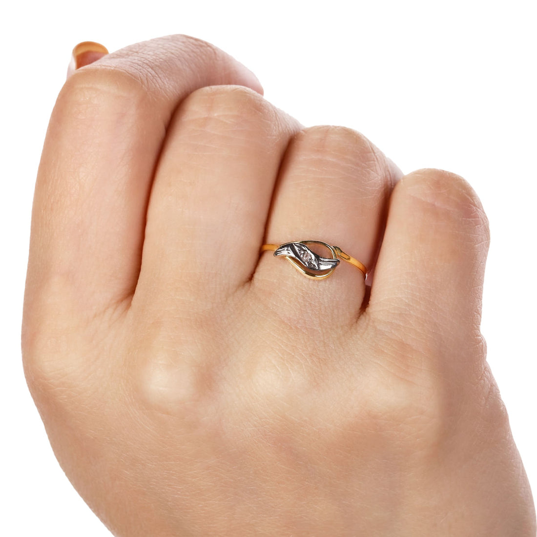 Anel em Ouro Amarelo 18 k Com 1 Diamante e Detalhe em Ouro Branco