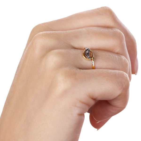 Anel em Ouro Amarelo 18 k Com 1 Diamante e Detalhe em Ouro Branco