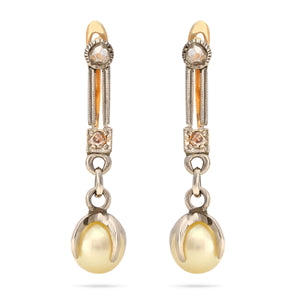Par de Brinco com Perola 5mm e Diamante aprox. 8pts Ouro Amarelo