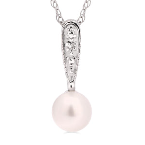 Pingente Pérola Baby e Diamante em Ouro Branco 18k