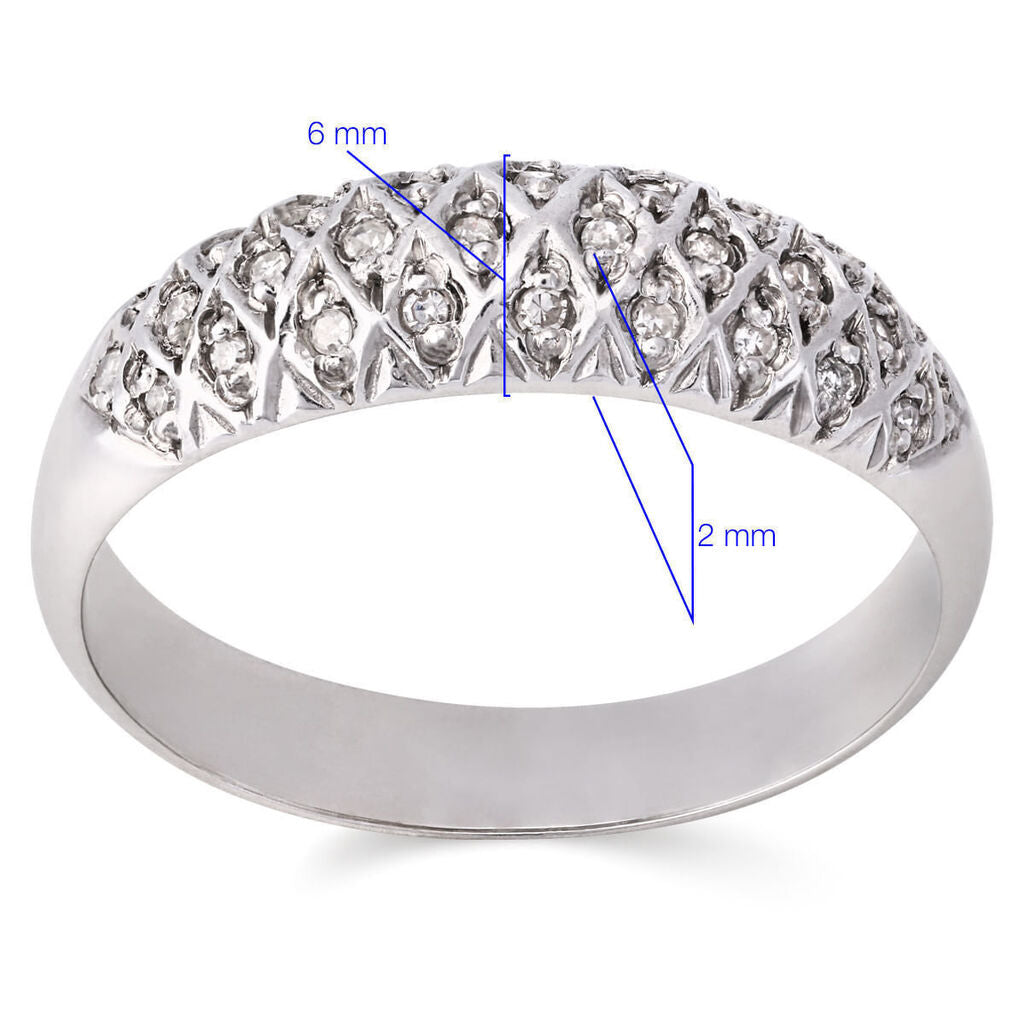 Meia Aliança em Ouro Branco 18k com Diamantes Aprox. 25 pts