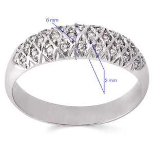 Meia Aliança em Ouro Branco 18k com Diamantes Aprox. 25 pts