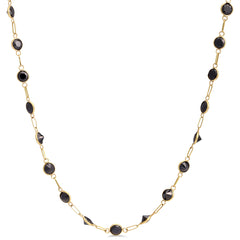 Colar de Ouro Amarelo com Pedras Sinteticas Negras - 41 cm