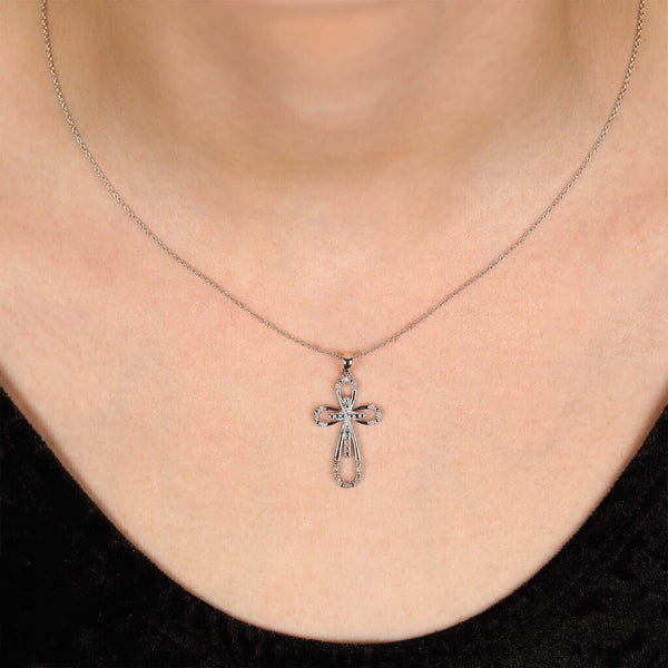 Pingente em Prata 925 Cruz com Diamantes