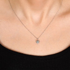 Pingente em Ouro Branco 18k Floquinho com Diamantes