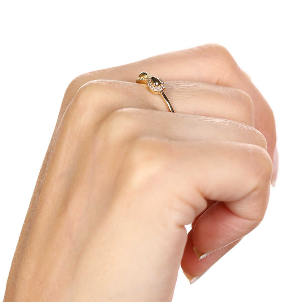 Anel em Ouro Amarelo 18k Infinito com Zircônias