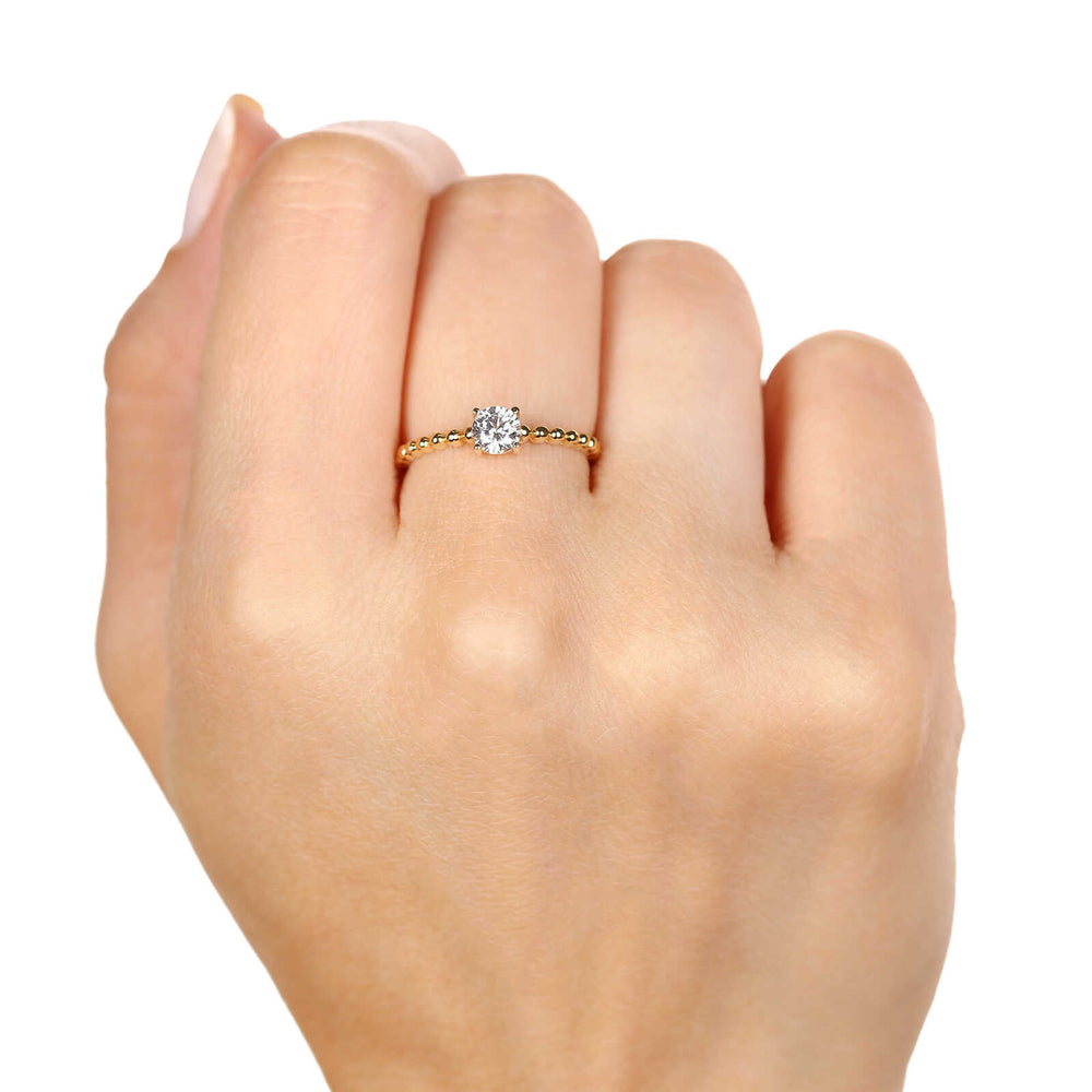 Anel em Ouro Amarelo 18k Solitário com Zircônia