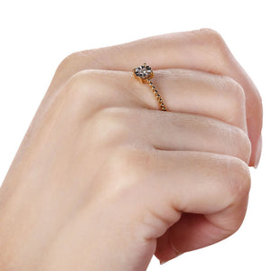 Anel em Ouro Amarelo 18k Solitário com Diamante