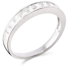 Anel em Ouro Branco 18k com  Diamantes