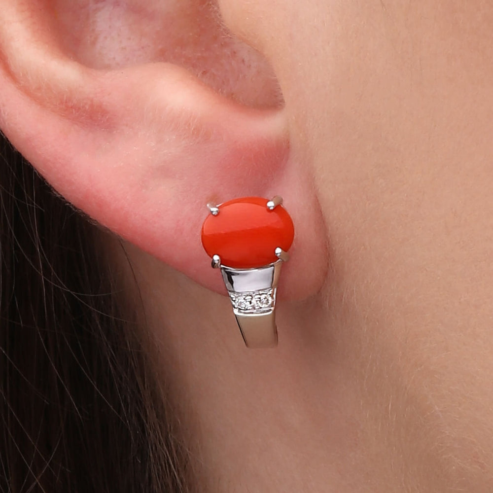 Par de Brinco em Ouro Branco 18k com Coral e Diamantes