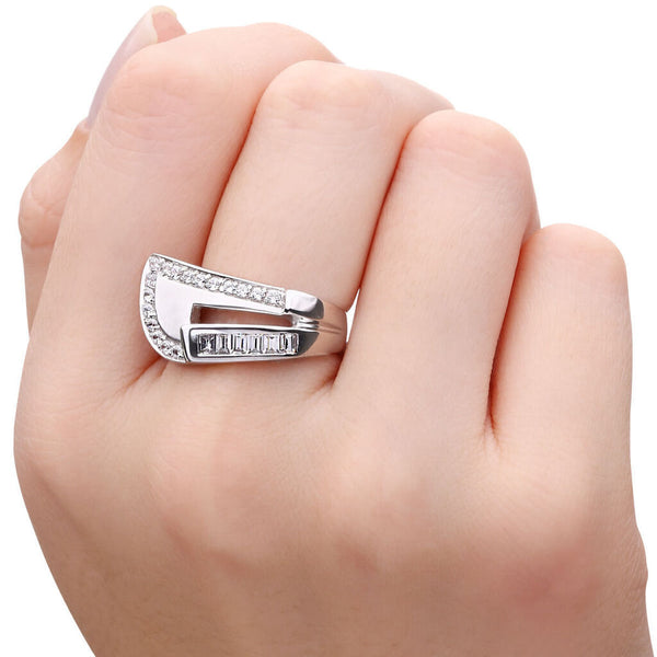 Anel em Ouro Branco 18k com Zircônias