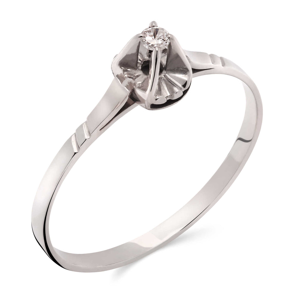 Anel Solitário com Diamante em Ouro Branco 18k