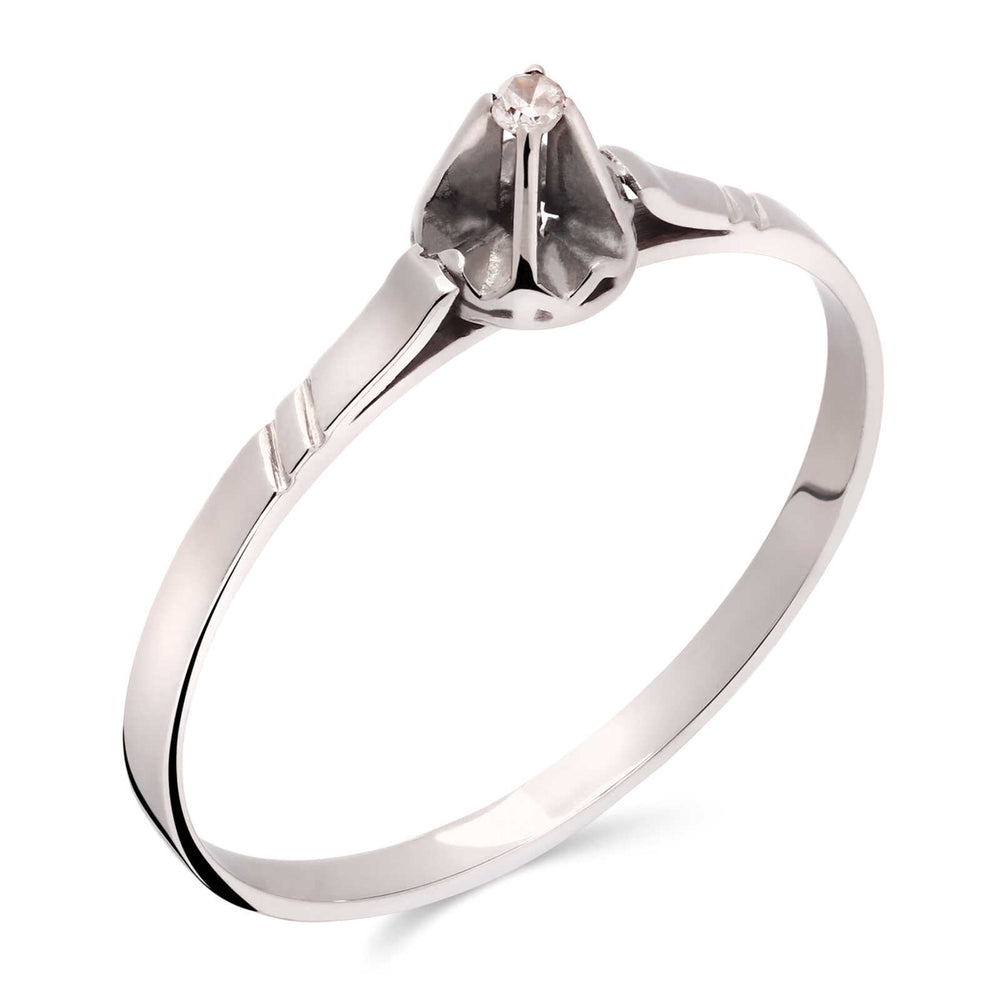 Anel Solitário com Diamante em Ouro Branco 18k