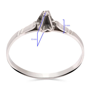 Anel Solitário com Diamante em Ouro Branco 18k