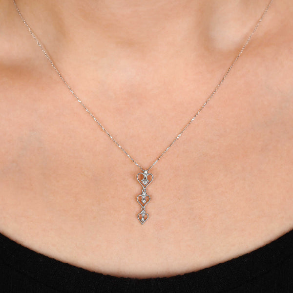 Pingente em Ouro Branco 18k Corações com Diamantes