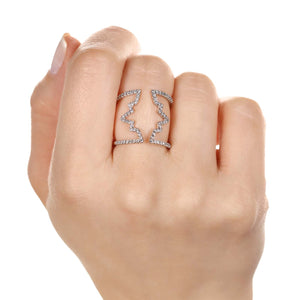 Anel de Ouro Branco 18k com Diamantes