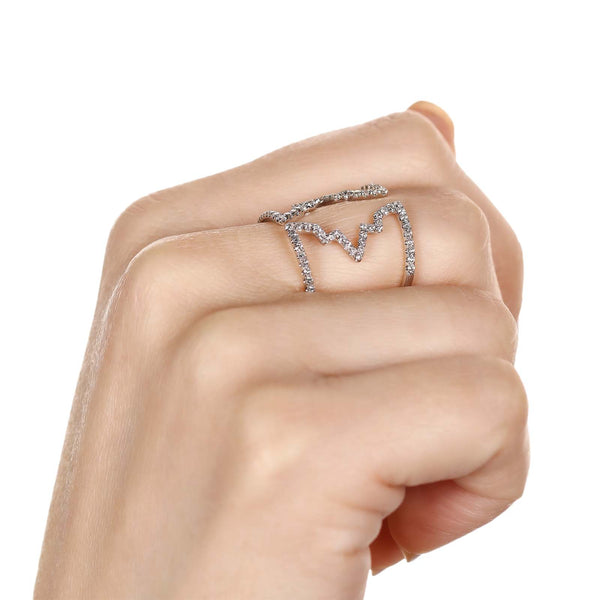Anel de Ouro Branco 18k com Diamantes