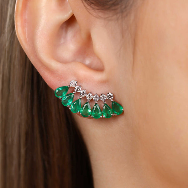 Par de Brinco em Ouro Branco 18k Ear Cuff com Esmeraldas e Diamantes