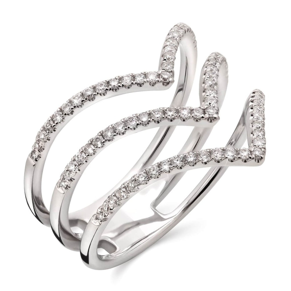 Anel de Ouro Branco 18k com Diamantes