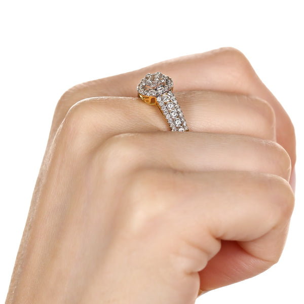 Anel em Ouro Amarelo 18k Com Diamantes