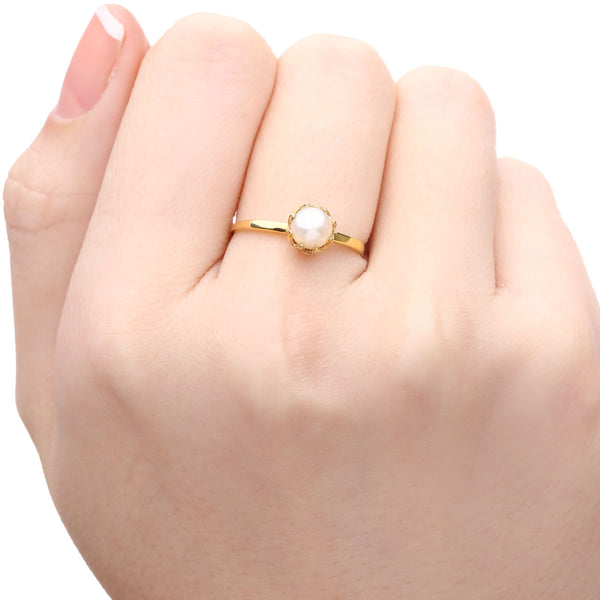 Anel de Ouro Amarelo 18k com Perola 5 mm