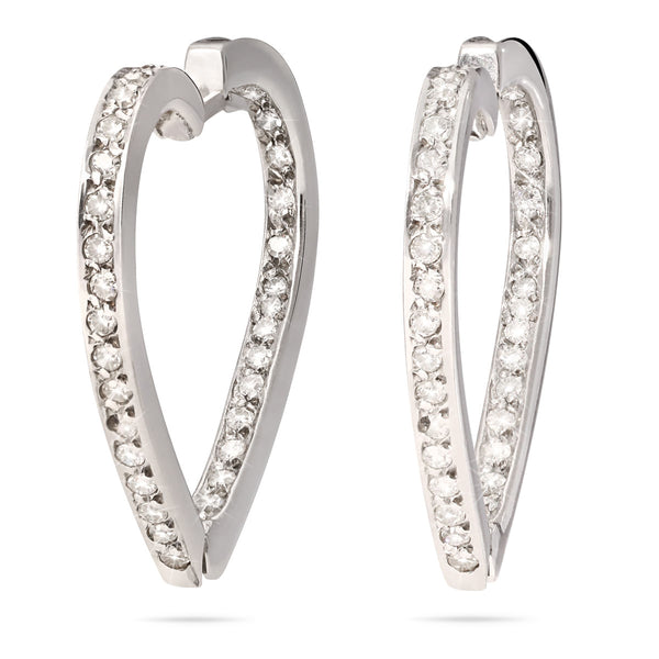 Par de Brinco em Ouro Branco 18k Formato Coração com Diamantes