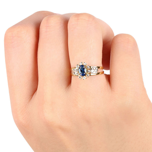 Anel em Ouro Amarelo 18k Formatura Pedras Sintéticas Azul e Brancas