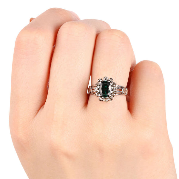 Anel em Ouro Branco 18k Formatura comTurmalina Verde e Diamantes