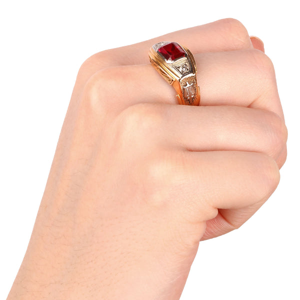 Anel em Ouro Rose 18k de Formatura Direito Pedra Sintética Vermelha e Diamantes