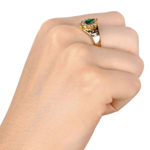 Anel em Ouro de Formatura com Esmeralda Navete e diamantes